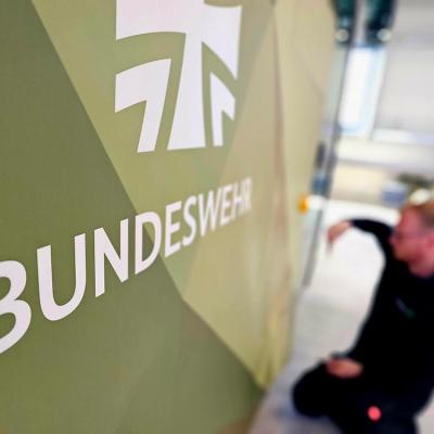 Vollfolierung Poligon Design Bundeswehr 02