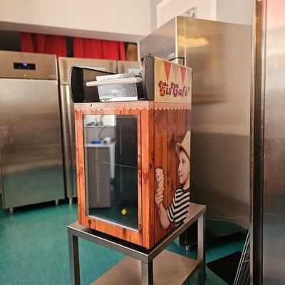 Beschriftung Eisturhe Eiscafe21 Luckenwalde 09